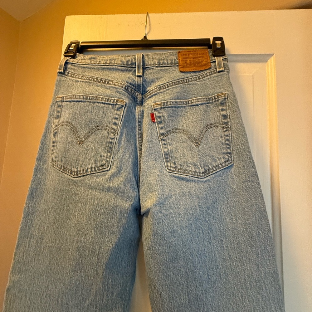 Levi’s Women’s jeans Size 28